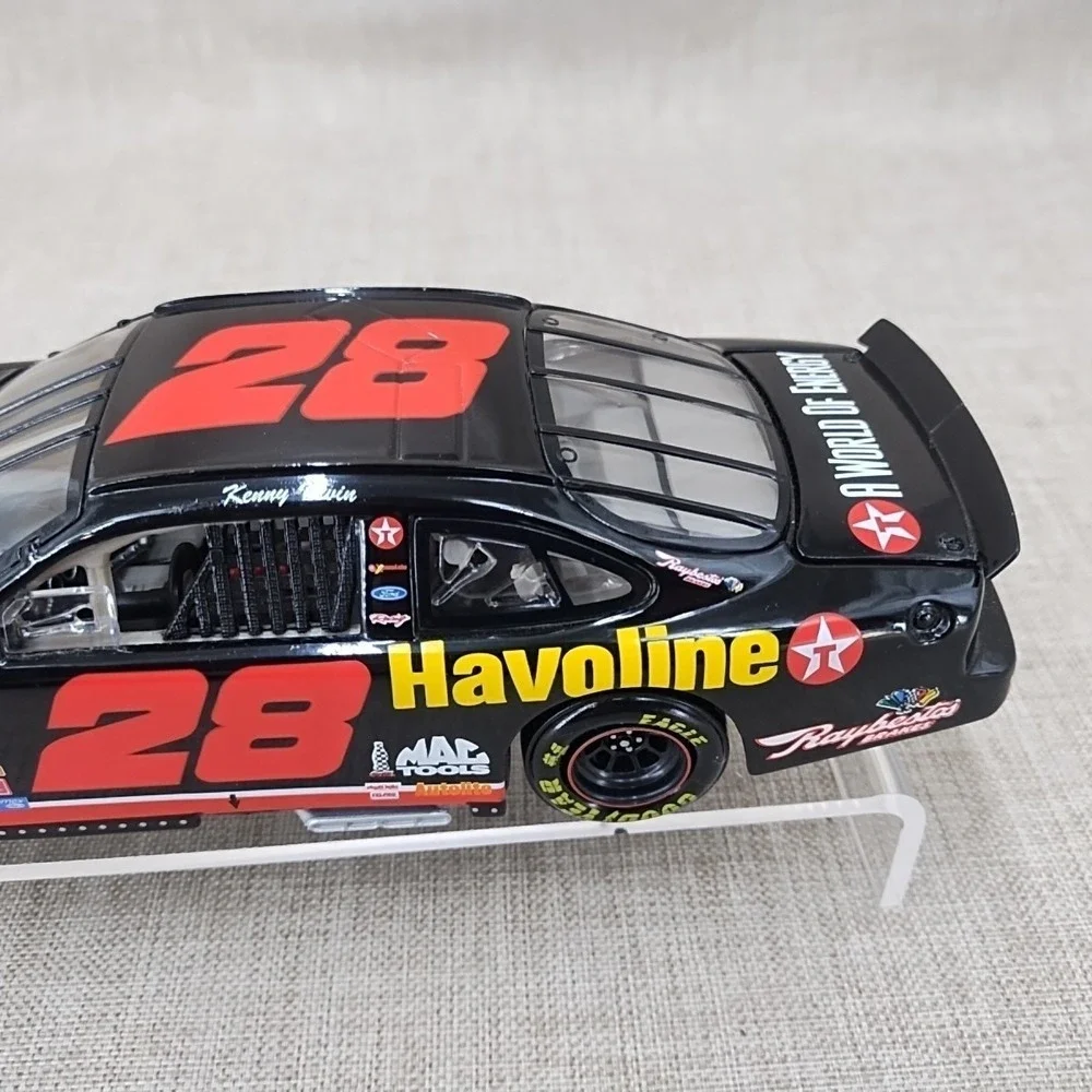 1:24 Action Diecast Nascar 1999 Kenny Irwin #28 Ford Taurus Texaco Mac Tools
